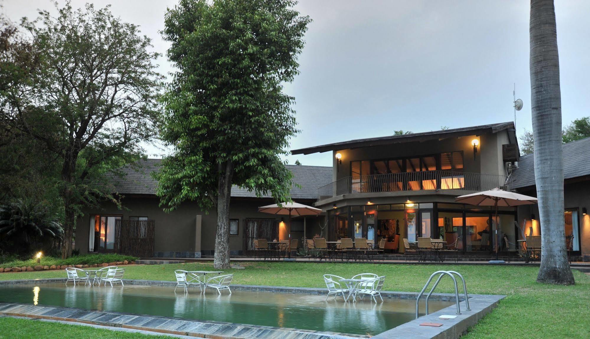 מרלות' פארק Mjejane River Lodge מראה חיצוני תמונה