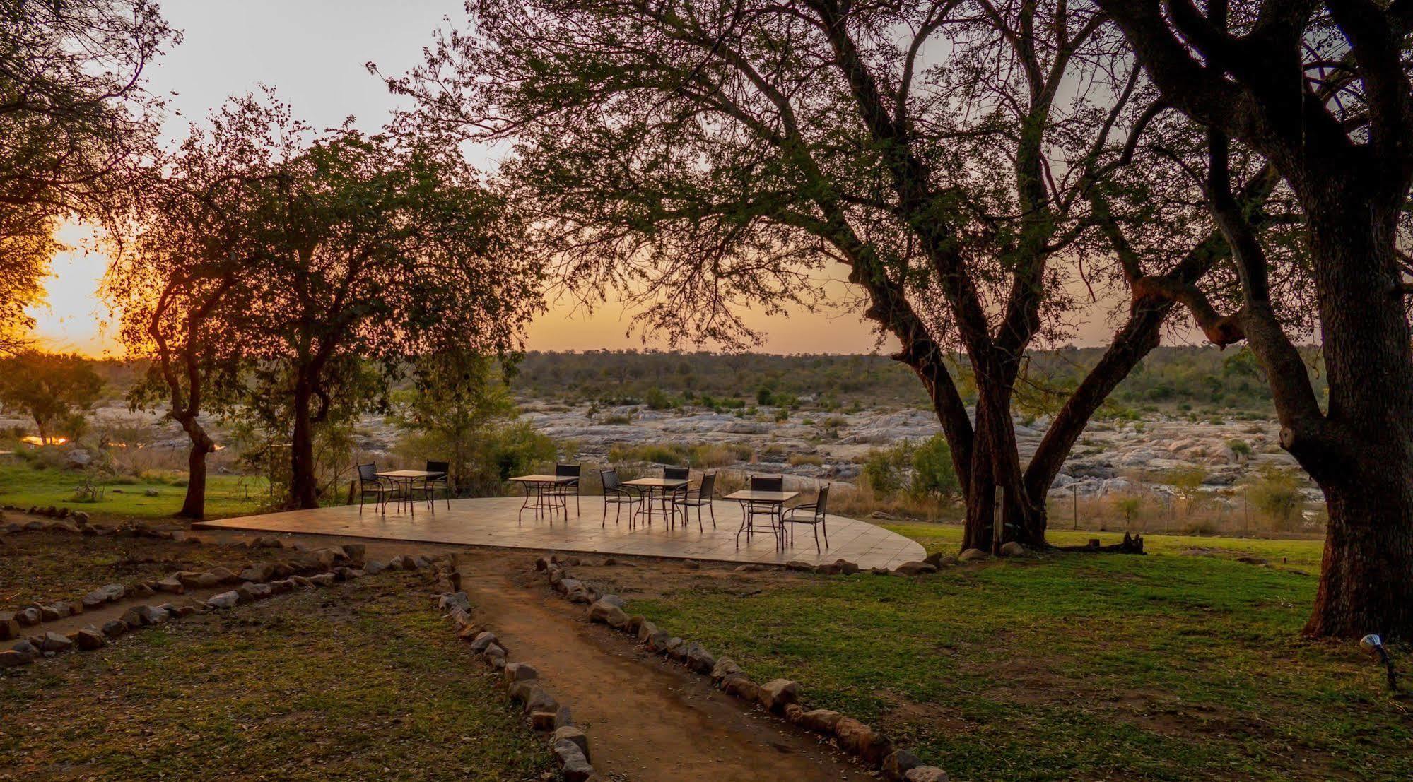 מרלות' פארק Mjejane River Lodge מראה חיצוני תמונה